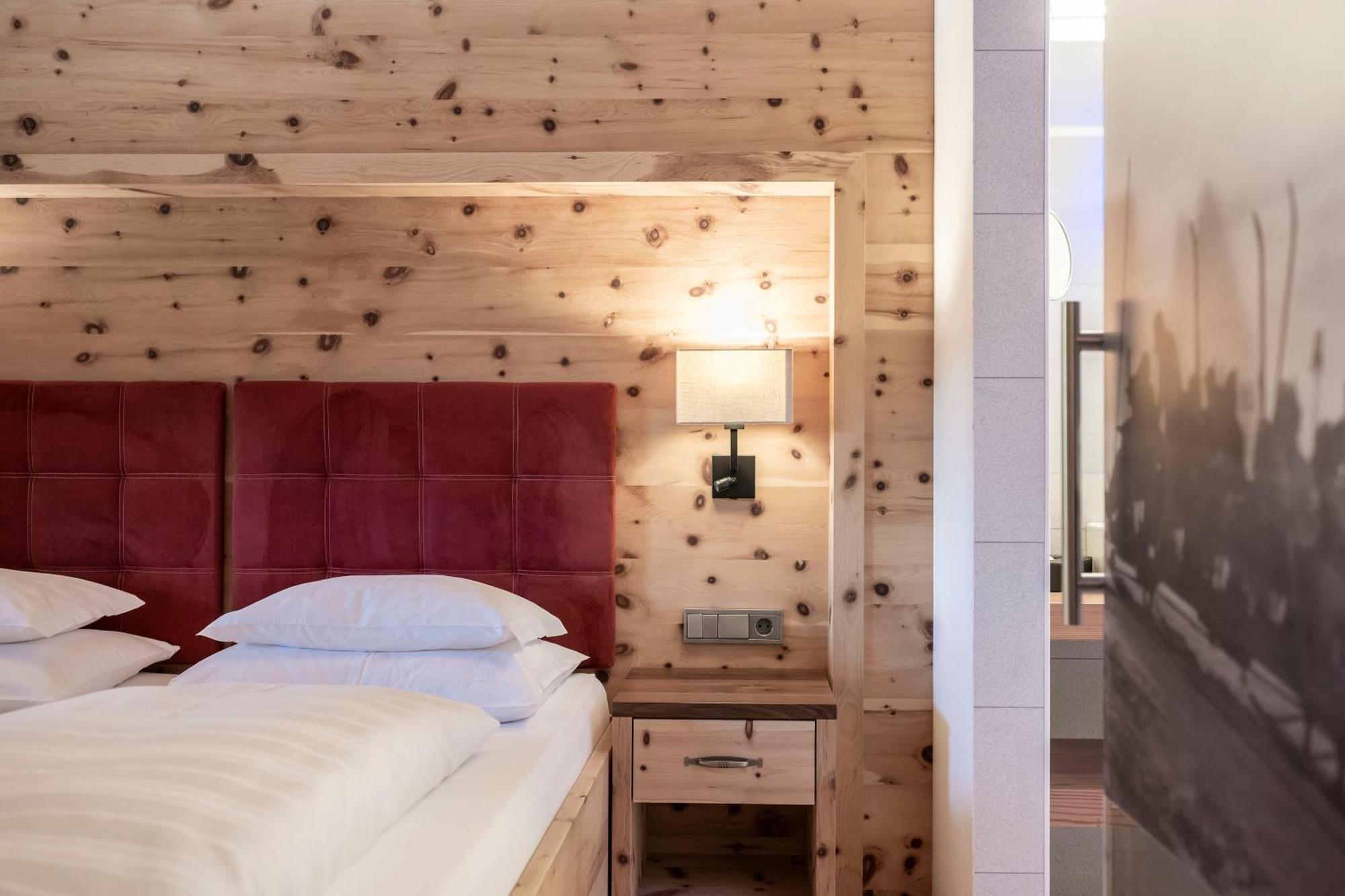 Dolmites Nature Hotel Vigilerhof Siusi Esterno foto