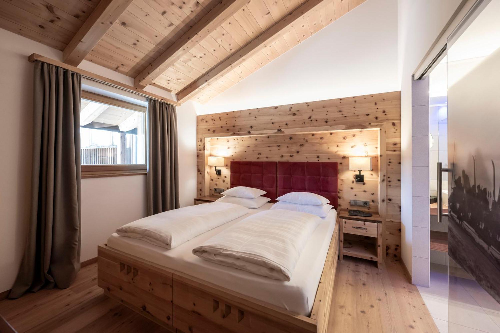 Dolmites Nature Hotel Vigilerhof Siusi Esterno foto