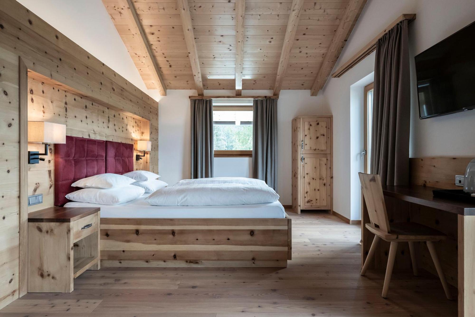 Dolmites Nature Hotel Vigilerhof Siusi Esterno foto