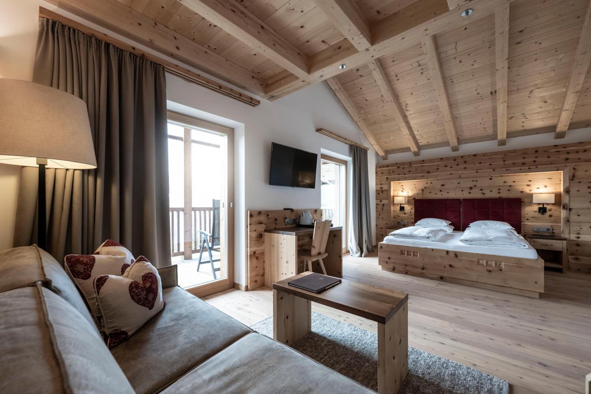Dolmites Nature Hotel Vigilerhof Siusi Esterno foto