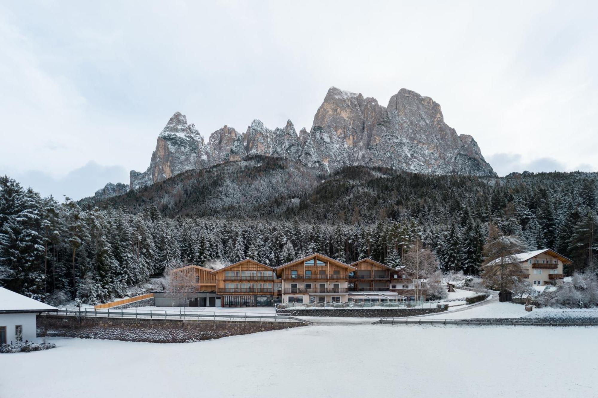 Dolmites Nature Hotel Vigilerhof Siusi Esterno foto